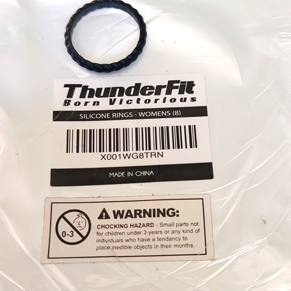 Thunderfit womens silicone ring size 8 Black. Nwt. + 50% off coupon